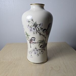 Lennox President Washington 24k Gold Trim Presidental Garden Vase Collection